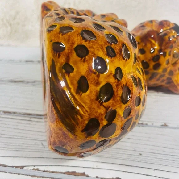 Vintage Molded Glazed Ceramic Baby Leopard Cheetah Cub 8”Animal Figurine Statue - Picture 10 of 15